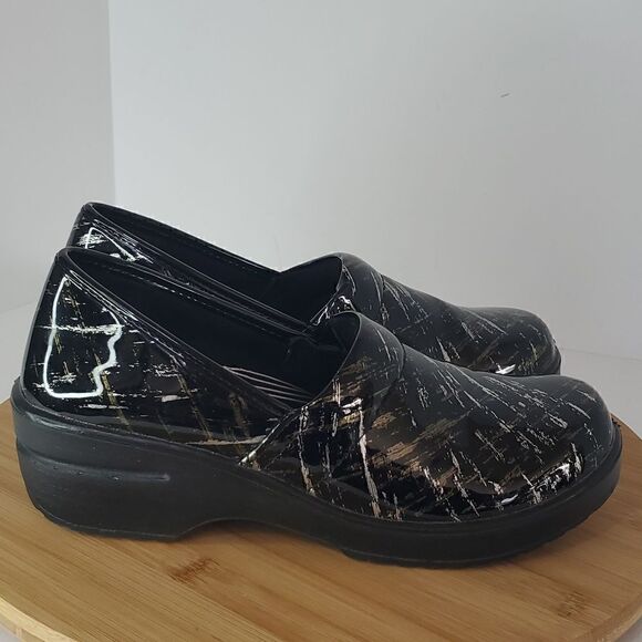 Easy Works by Easy Street Laurie Women's Work Clogs Slip Resistant Size 8.5M - Picture 1 of 11